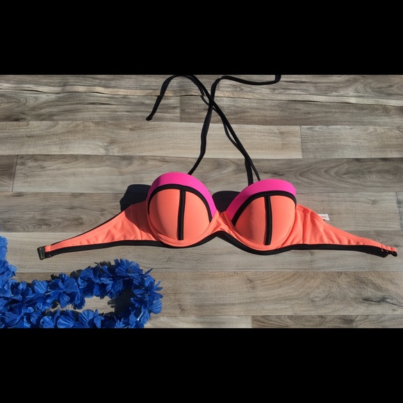 SOLD - Picture 2 of 3